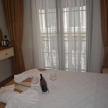 Garden Elisa Hotel Istanbul Ngoại thất bức ảnh