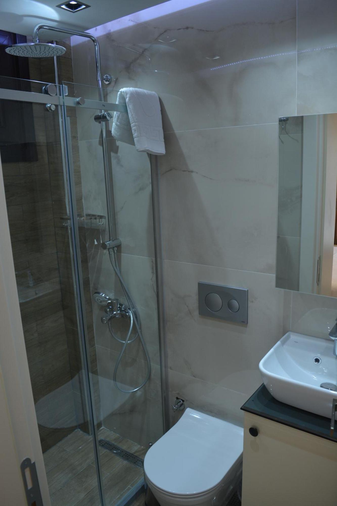 Garden Elisa Hotel Istanbul Ngoại thất bức ảnh
